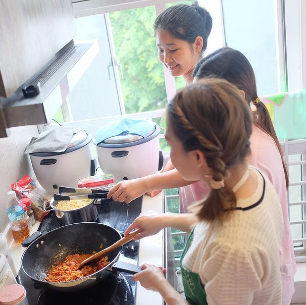 Daniel home cooking photo
